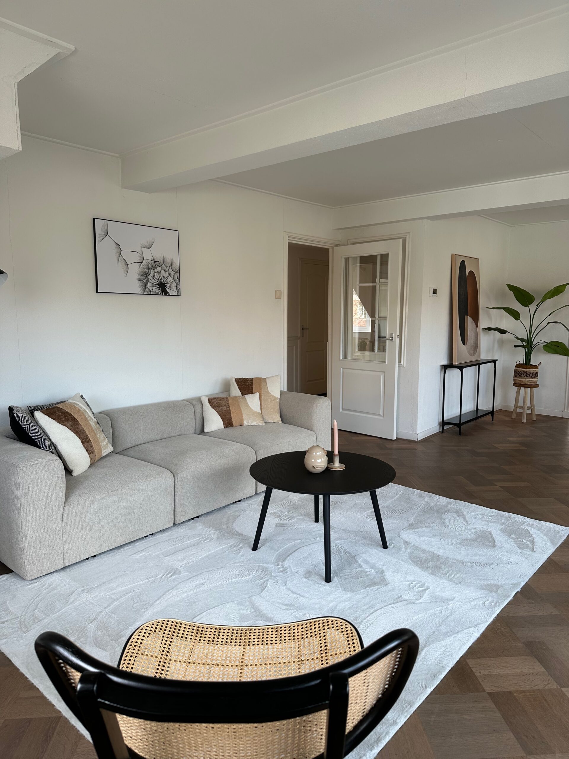IMG_8992 De woonkamer na de styling
